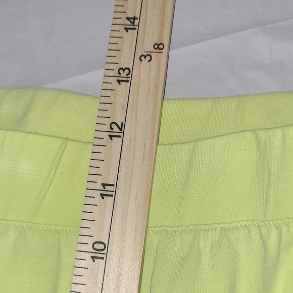 Lime Green Capris Cinched Leg Ties Chico's Size 3 / 16 Soft Stretchy Crop Pant - Picture 10 of 13